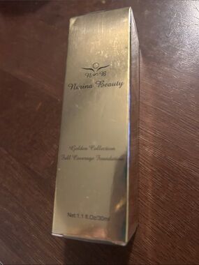 Golden Collection Full Coverage Foundation – Gold